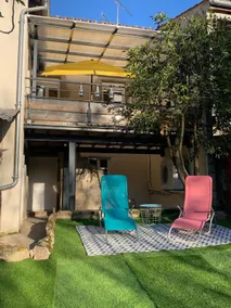 Family house, air conditioning, garden, swimming pool, above-ground garage - Image 4