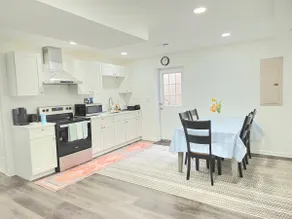 Entire basement unit in Woodbridge - Image 2
