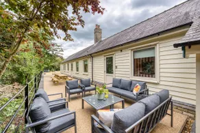 The Old Station Retreat near Cambridge - Image 2