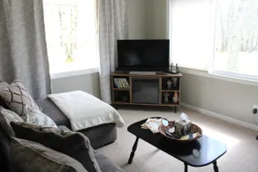 Peaceful Cottage - Image 5