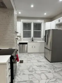 Modern Midtown Memphis Retreat - Image 2
