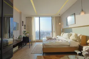 Hill View Apt @ JoySquare | Netflix + Kingsize Bed - Image 3