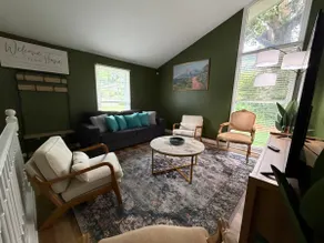 Spacious 4BR Near I-75 Exit 18 • 9 Beds - Image 2