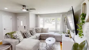 1701 Holmes - Image 4