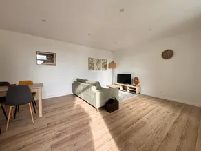Charming 2-room apartment with terrace - Image 2
