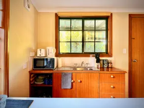 Private Studio Retreat in the heart of Mt Barker - Image 3