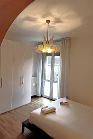 Spacious apartment near San Luca and Villa Anna - Image 3