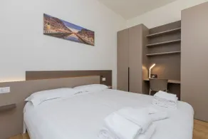 I-Host - Modern B&B Citylife Bovisa - Image 2