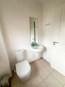 Vyn's Holiday home - Sleeps 6 - Image 4