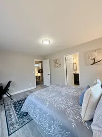 Modern 1-Bedroom Retreat - Image 5
