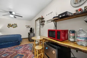Cindy Cozy Cabin - Image 3