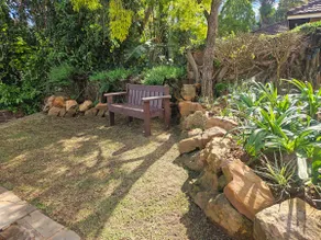 Home at 6 self-catering apartment in prime Ferncliffe - Image 5