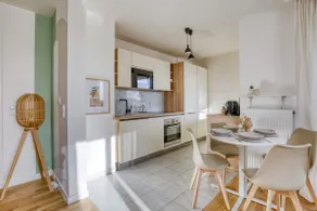 Bohemian-chic getaway: 7 minutes from Paris • Private parking - Image 4