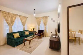Modern & Cozy Retreat in Central Ooty - Image 2