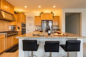 Huge 3BR Home w/Garage | Near UC Davis & SMF Airp. - Image 5