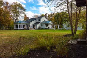 Waterfront Perfection! - Image 2