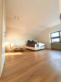 3BR Apartment for 9 – Parking + Gym - Messe - Image 3