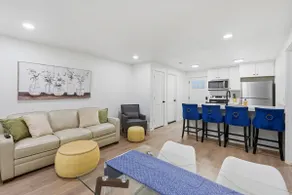 Temple Vista Retreat - King Bed, Sleeps 6 - Image 3