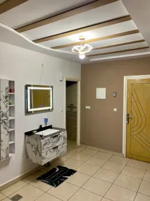 Spacious, Bright Apartment with Wi-Fi and Panoramic View - Image 3