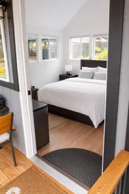 The Forest Estate Lakeview Cabin - Image 3