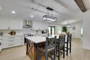 Family Retreat w/ Fire Pit & Fenced Yard, Sleeps 8 - Image 4