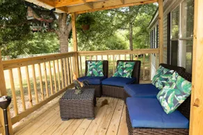 The Hidden Creek Hideaway - Image 3