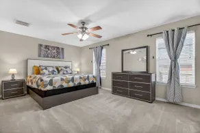 Very Clean, Spacious and Comfortable Home - Image 4