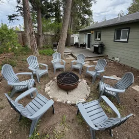 Lakeview • 4BR • Huge Deck • Dog Friendly • ADA - Image 3