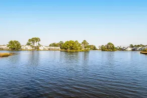 Mallard Lakes: Waterfront with Pool & Hot Tub - Image 3