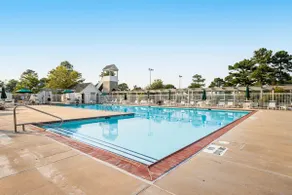 Mallard Lakes: Waterfront with Pool & Hot Tub - Image 2