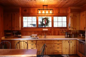 The Little Pine Cabin - Image 5