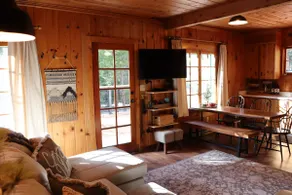 The Little Pine Cabin - Image 3