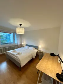 Cozy Apartment on Brahmstrasse in Zürich - Image 2