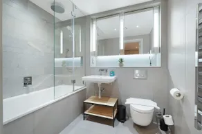 Tranquil and Modern One Bedroom Apartment - Image 4