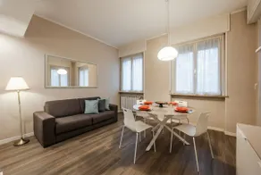 Modern Three Room Apartment Near the Metro AC - Wifi - Image 3