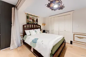 Anmore Nature Suite 2Bed 2Bath Private Entry - Image 3