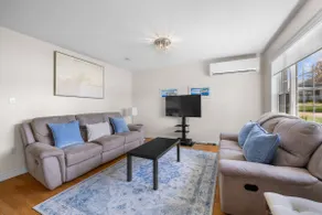 Stratford Holiday Home: Perfect for Families - Image 4
