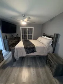 Cozy Luxe Escape 2 BR/2.5 BA/close to downtown. - Image 3