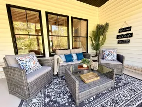 Refuge at Augusta: 12 Min to LU, Pool, Porch - Image 2