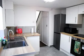 Home away from home - Image 3