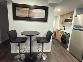 Manhattan Suite - Image 2
