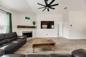 4BR Dream Home | Lake Beach, PGA, Universal Kids - Image 2