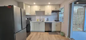 A beautiful and private suite - Image 3