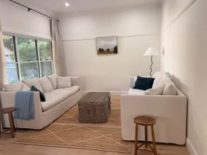 Mr Gipps, Heritage Home, Central, Sleeps 8 - Image 5