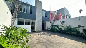 A modern house for 6 with a garden and 2 parking spaces - Image 4