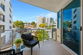 Premium Relaxed Inner City Apartment near RAC - Image 2