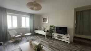 Quiet village house - Image 2