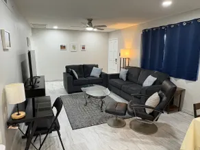 Home Near ASU - Image 2