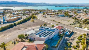 Modern Luxury/Lake Views/Pool/RV Boat Garage - Image 4