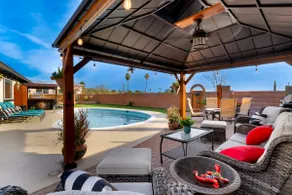 Cozy Desert Oasis-Pool- Fenced Yard-Pet Friendly! - Image 4